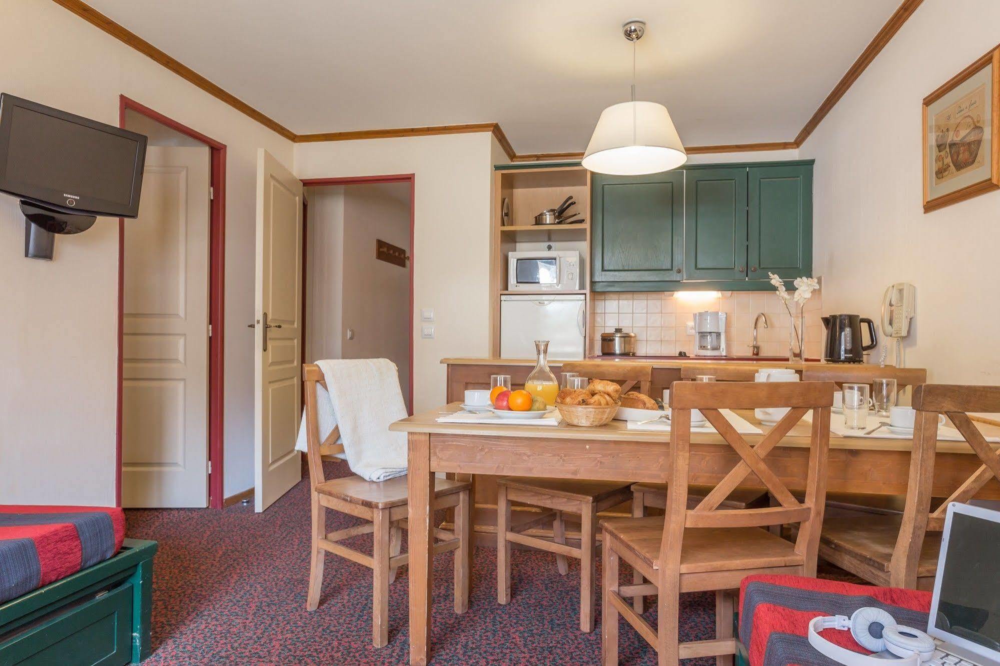 לה סאל-לס-אלפ Residence Pierre & Vacances L'Alpaga מראה חיצוני תמונה