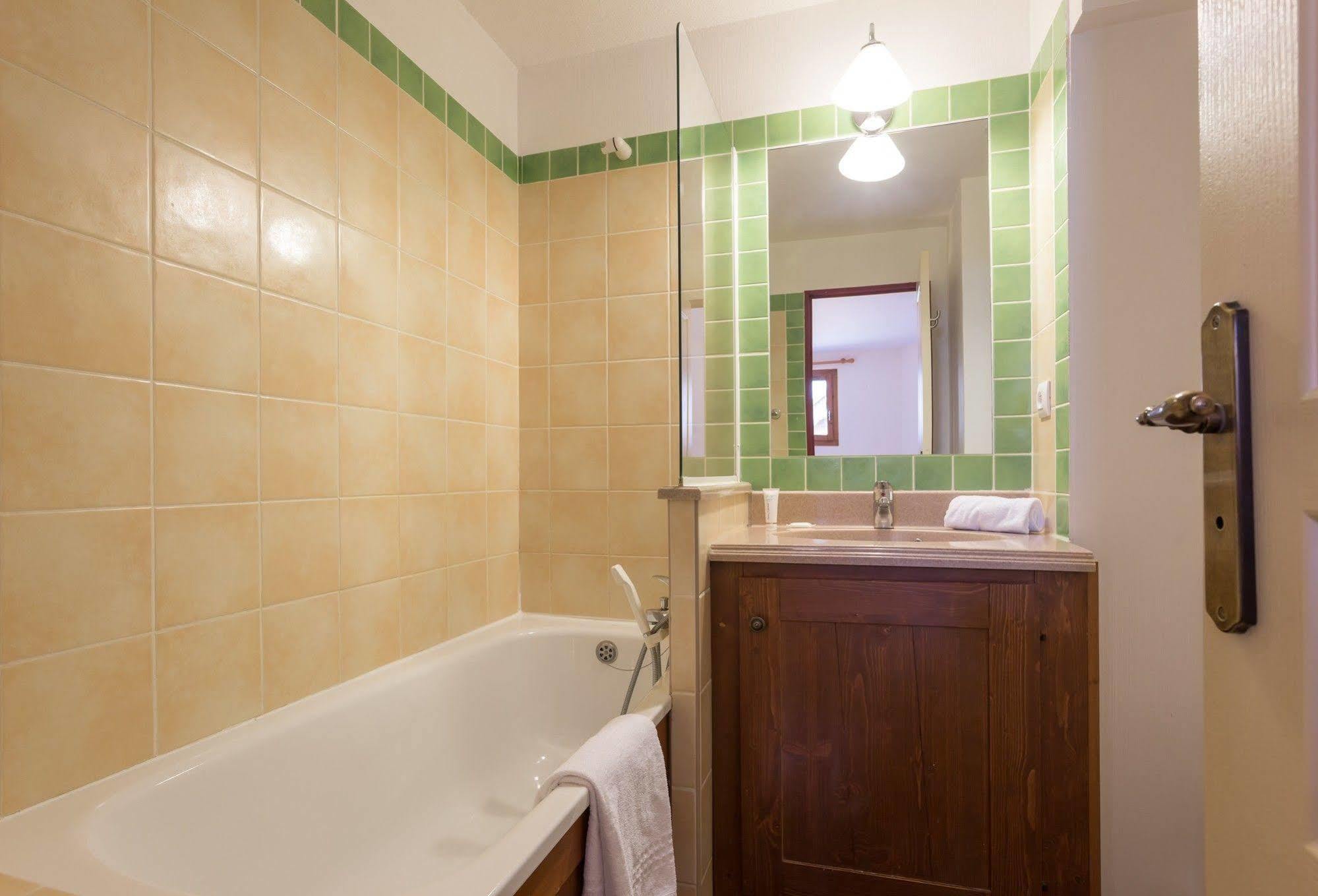 לה סאל-לס-אלפ Residence Pierre & Vacances L'Alpaga מראה חיצוני תמונה