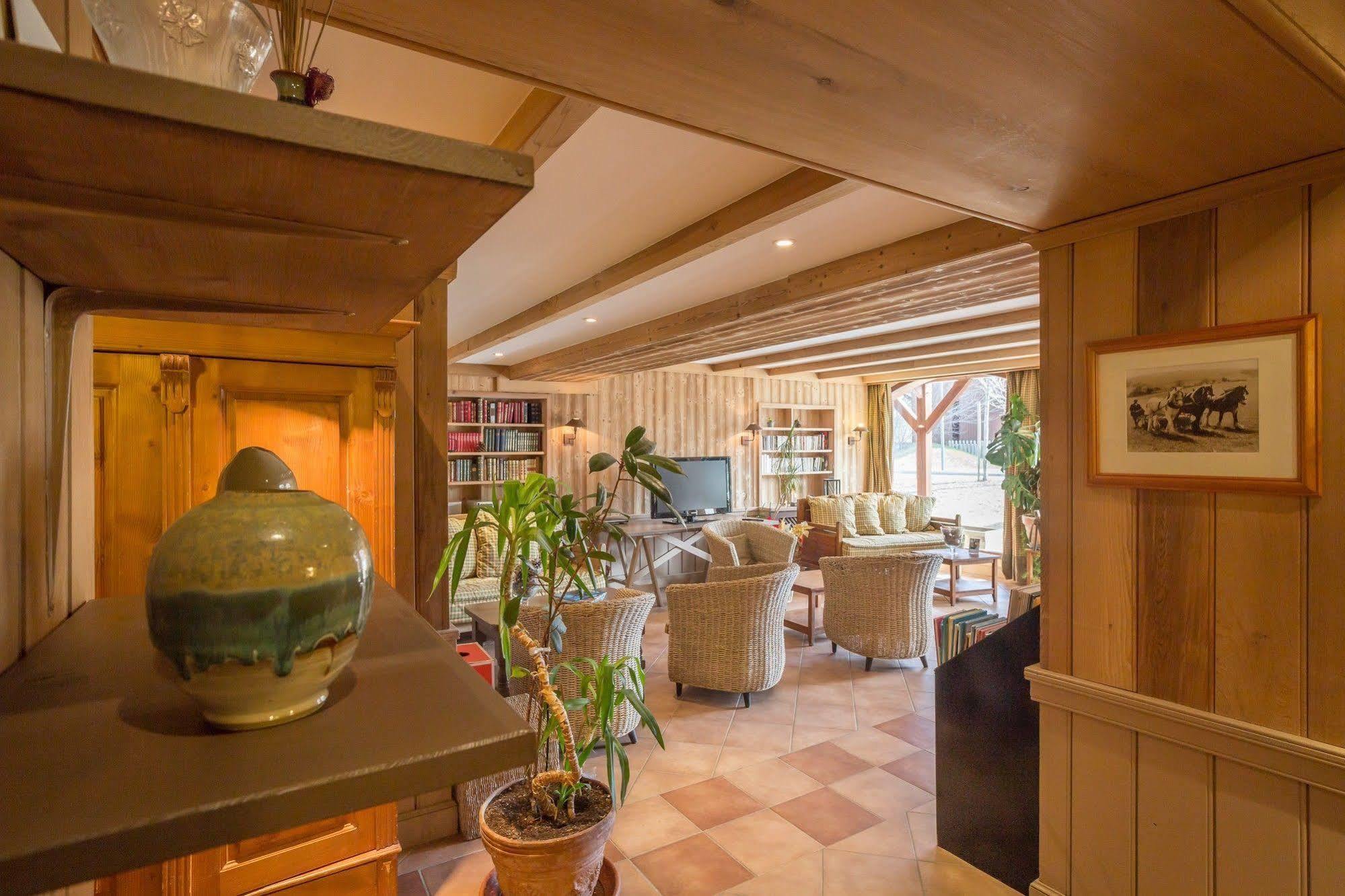 לה סאל-לס-אלפ Residence Pierre & Vacances L'Alpaga מראה חיצוני תמונה